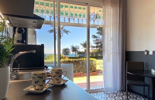 Miami Platja Apartment | Sunrise Zebra Studio, with sea and garden views