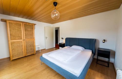 Heidenheim an der Brenz Apartment | Sunroom 2 Bed Apartment West Town B17