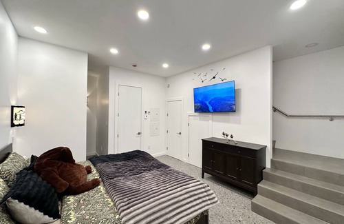 Courtenay Cabin | Sunset Lodge