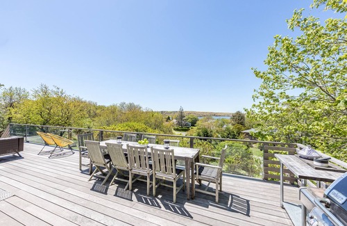 Montauk House | Sunset and Water Views in Montauk