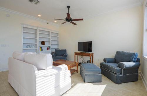 Truman Annex Apartment | Sunset at Harbour Place