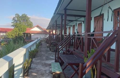 Don Det Other | Sunset bar bungalows