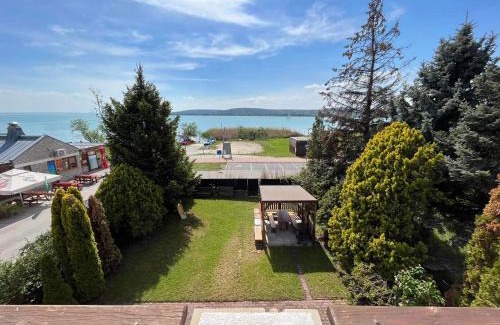 Balatonfuzfo Apartment | SunSet Beach Apartman