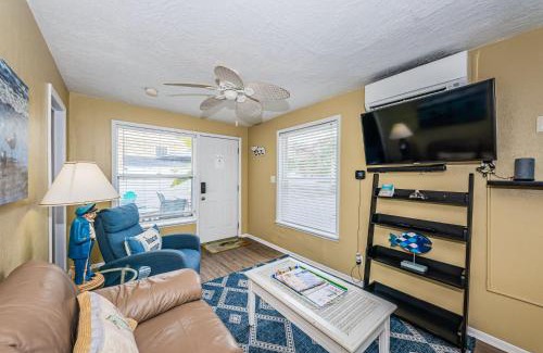 Sunset Beach House | Sunset Beach Bungalow 1