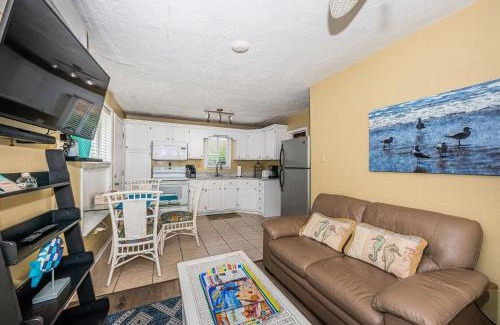 Sunset Beach House | Sunset Beach Bungalow 1