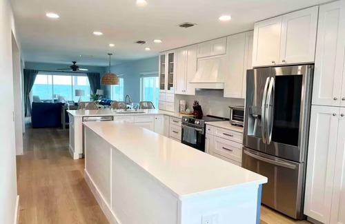 Palm Island Cottage | Sunset Beach Cottage North