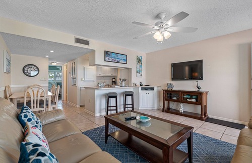 Sunset Beach Condo | Sunset Beach Gulf-Front Condo with Stunning Sunset Views and Free Parking