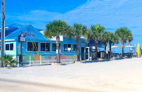 Sunset Beach House | Sunset Beach Treasure Island 1/1 Wi-fi Parking 117-b