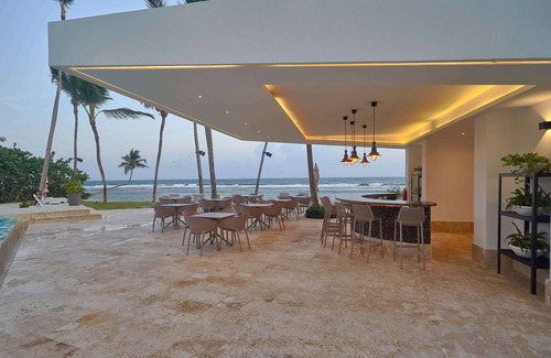Quisqueya Apartment | Sunset Caribbean Beachfront Gataway