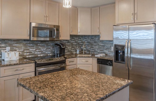 Sunset Beach Condo | Sunset Chateau Beach Condo Star5Vacations