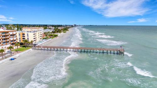 Redington Beach House | Sunset Corner - Beach View & Heated Pool!