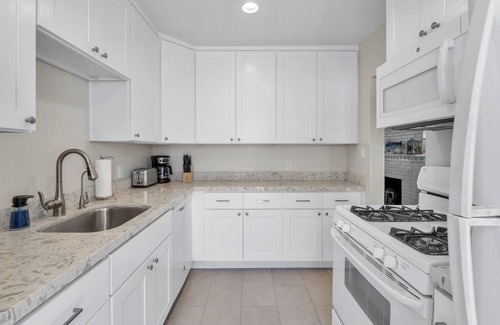 La Jolla Shores House | Sunset Cottage in La Jolla Shores - New Listing