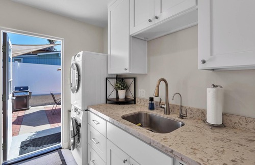 La Jolla Shores House | Sunset Cottage in La Jolla Shores - New Listing