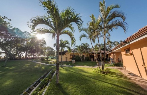 Esterillos Este House | Sunset del Mar Beach Front House