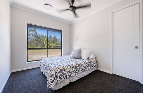 Palmers Island Apartment | Sunset Dreams, Nestled on the picturesque Clarence River