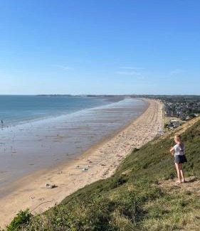 Ceaux House | Sunset Family Guesthouse Mont Saint Michel