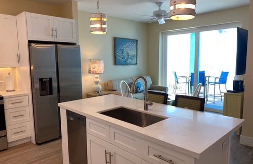 Indian Rocks Beach Condo | Sunset from your Balcony! Beachfront, 2/2, Heated Pool, UNIT 406