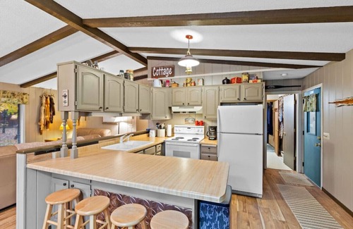 Nekoosa House | Sunset Getaway Waterfront Home 3 BR 2 Bath on Lake Arrowhead