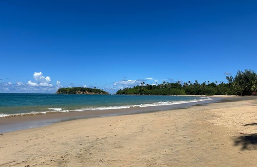 Cerro Gordo Hotel | Sunset Haven: Spacious 2BR Beachside Stay