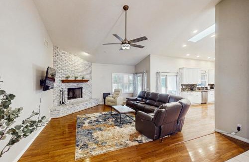 Peoria House | Sunset Haven