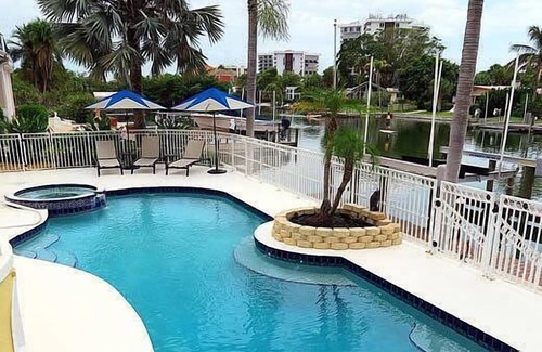 Saint Armands Key House | Sunset Heaven in Sarasota