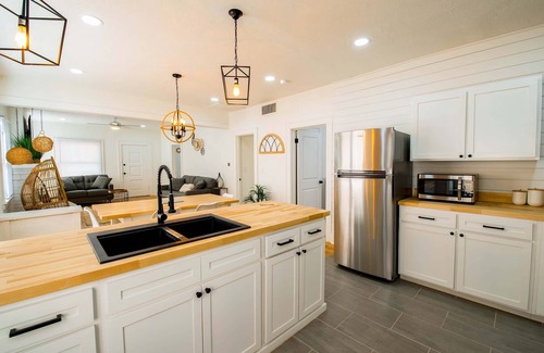 El Paso House | Sunset Heights Bungalow near Downtown and UTEP