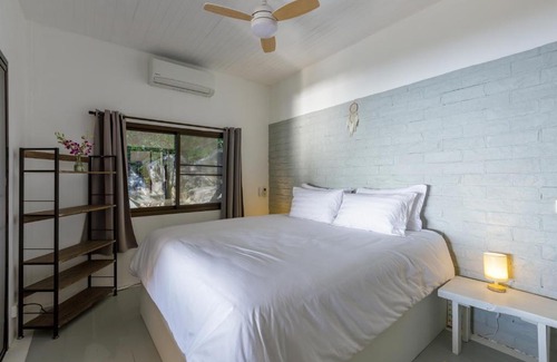 Haad Yao Villa | Sunset House two bedroom home with sunset view