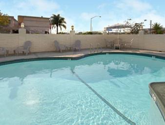 East Side Costa Mesa Hotel | Sunset Inn