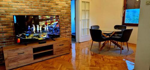Northeastern Region Apartment | Sunset