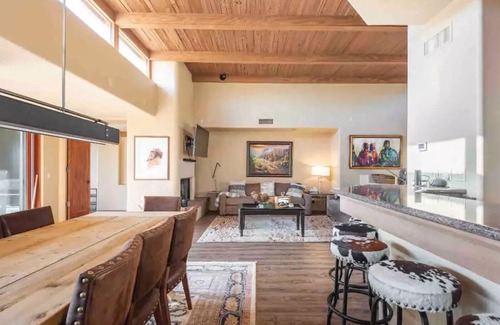 Carefree Rolling Hills Cottage | SUNSET+MOUNTAINS+ Pool + SPA!!! Desert Mountain