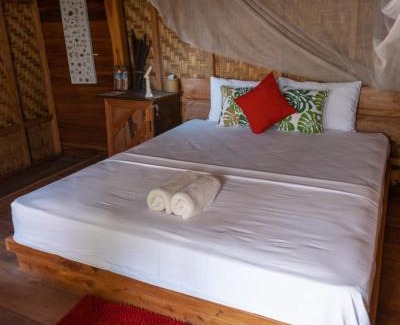 Moyo House | Sunset Moyo Bungalows