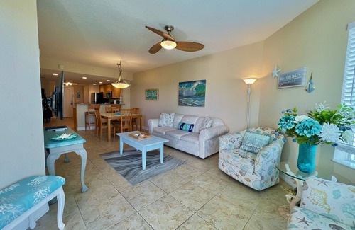 Treasure Island Condo | Sunset Nest: Two Bedroom Condo with Sunset Views
