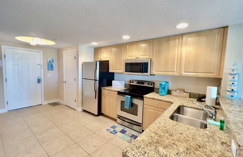 Treasure Island Condo | Sunset Nest: Two Bedroom Condo with Sunset Views