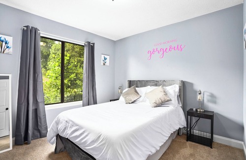 Lawrenceville House | Sunset Oasis - 3 Br 3 Bth - Sleeps 8