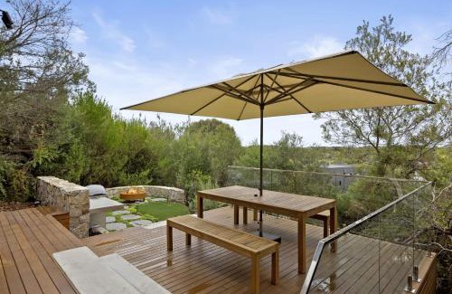 Fingal House | Sunset on Moonah