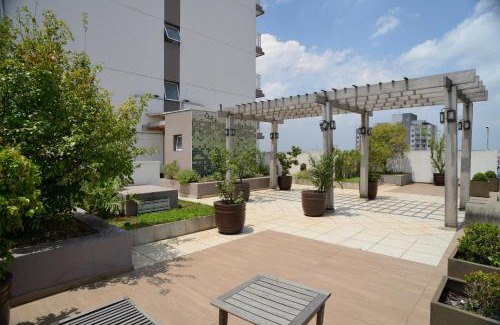 Bras Apartment | Sunset One - No Brás com varanda e estacionamento incluso
