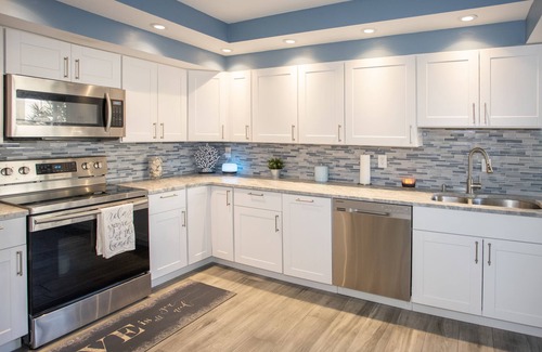 St. Petersburg Condo | Sunset Paradise, located in Isla Del Sol