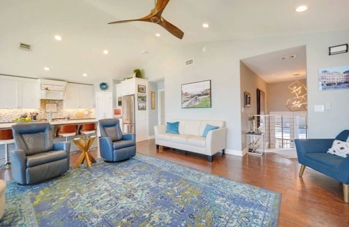 Granite Shoals House | Sunset Passages Retreat