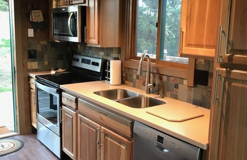 Florissant Cabin | Sunset Pines Cabin - breathtaking views w/hot tub