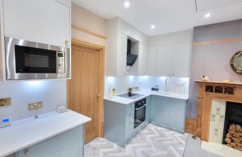 Margate Apartment | Sunset Point Apts - Aqua Therapy Suite