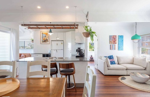 Yamba House | Sunset Retreat - Oceanstays