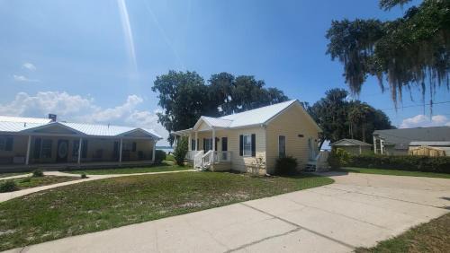 East Palatka House | Sunset River House