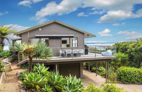 Omiha House | Sunset Sanctuary- Stay Waiheke