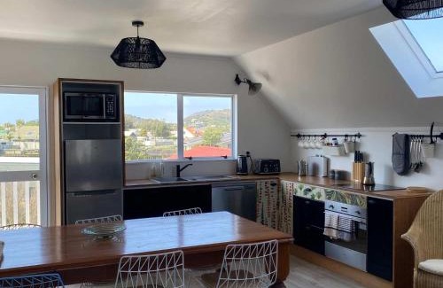 Bowentown House | Sunset Sands Holiday Accomodation