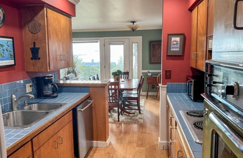 Bellingham House | Sunset Serenity, Stunning Views