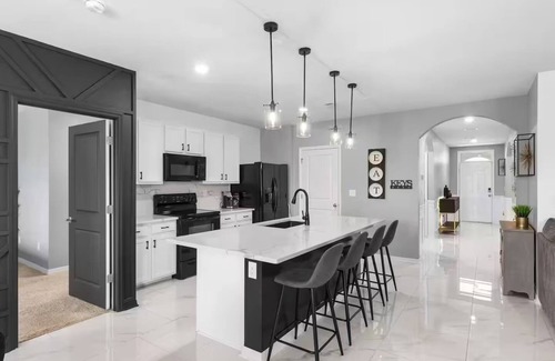 Zephyrhills West House | Sunset Serenity