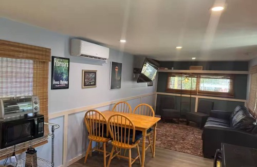 Weeki Wachee Gardens House | Sunset Shanty in Weeki Wachee Fl with full RV hookup.