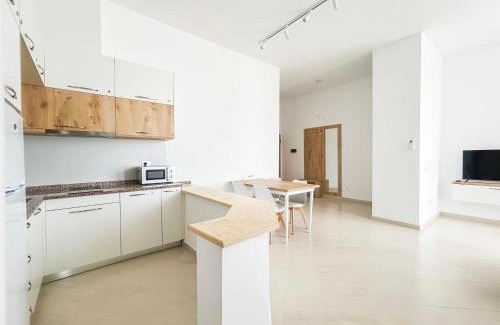 Shkembi i Kavajes Apartment | Sunset Shores Residences