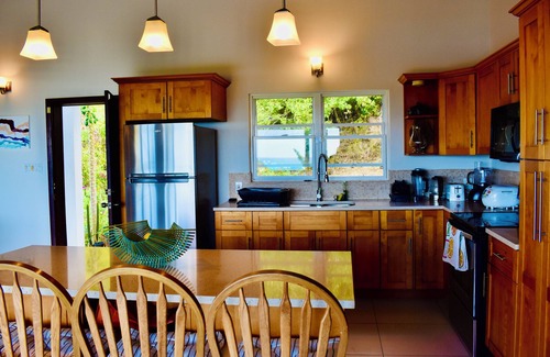 Jennings Apartment | Sunset Sol - Breathtaking Views Near the Beach