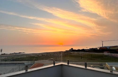 A Ver-o-Mar Apartment | Sunset Studios